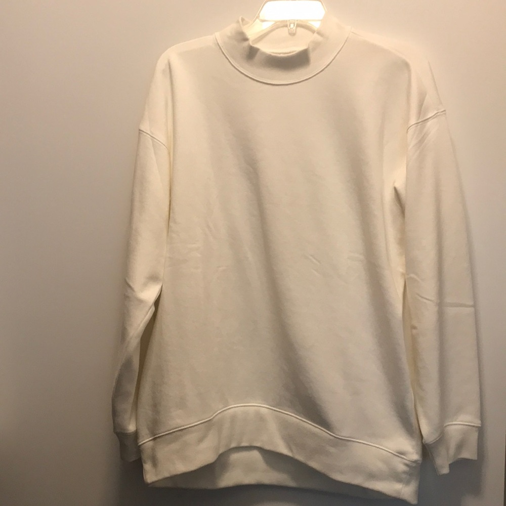 Uniqlo white sweater